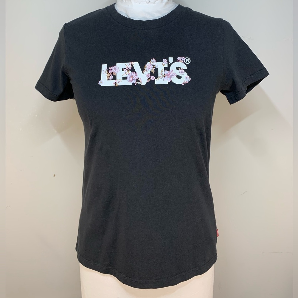 Levi's Black Floral Logo Graphic Tee - 100% Cotton‎ - Size Small